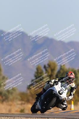 media/Jan-18-2024-Racers Edge (Thu) [[008952c709]]/B Group/Session 4 (Turn 7)/